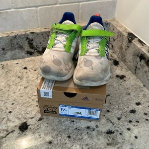 Adidas racer tr21 buzz lightyear toy story little boys size 1.5y